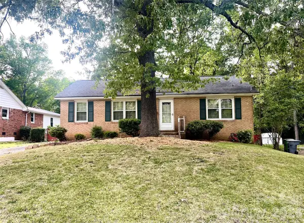 3200 Markland Drive, Charlotte, NC 28208