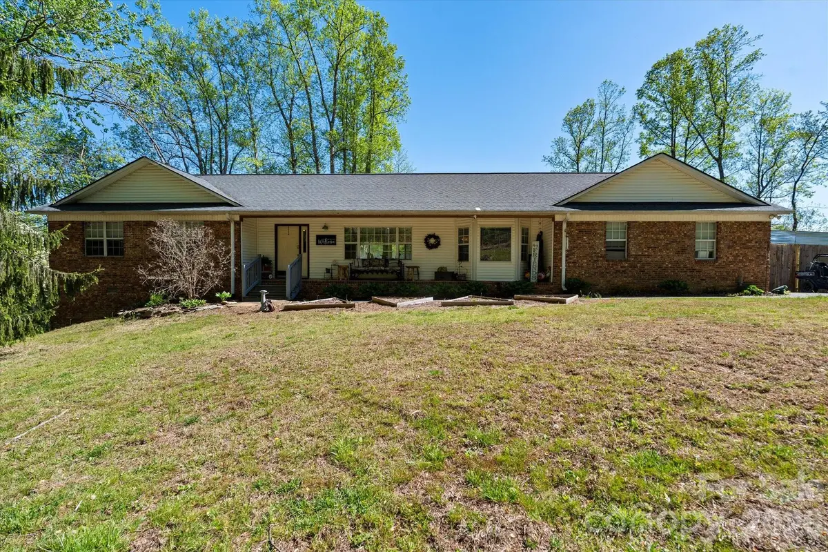 441 Hunters Glen Lane, Hendersonville, NC 28739 - #1