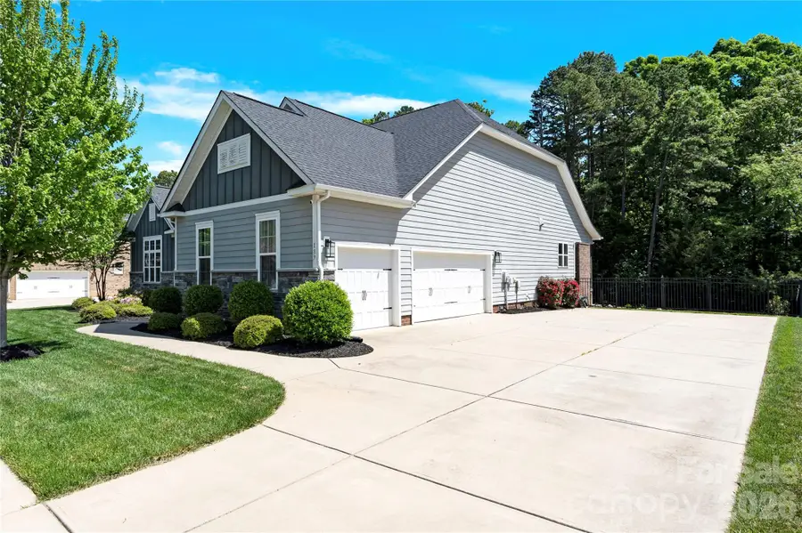 137 Trelawn Street, Fort Mill, SC 29715 - #2