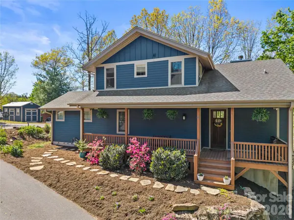 9 Elkmont Drive, Asheville, NC 28804