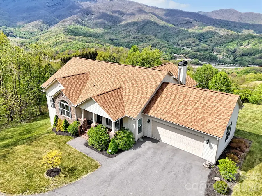 4 Matheny Acres Drive, Waynesville, NC 28786 - #2