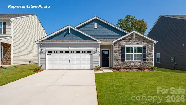 592 17th Avenue Drive Ne, Hickory, NC 28601
