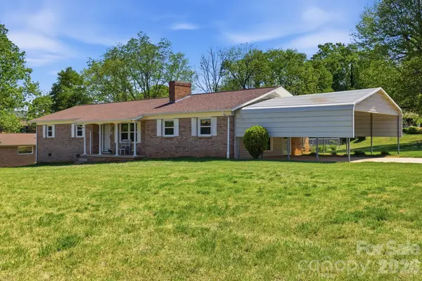 1480 21st Street Ne, Hickory, NC 28601