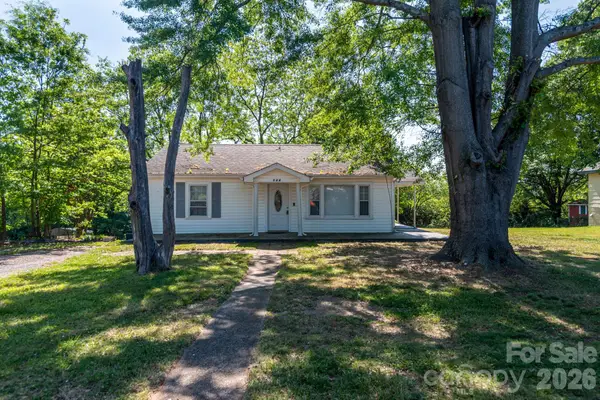 109 Hillcrest Drive, Bessemer City, NC 28016