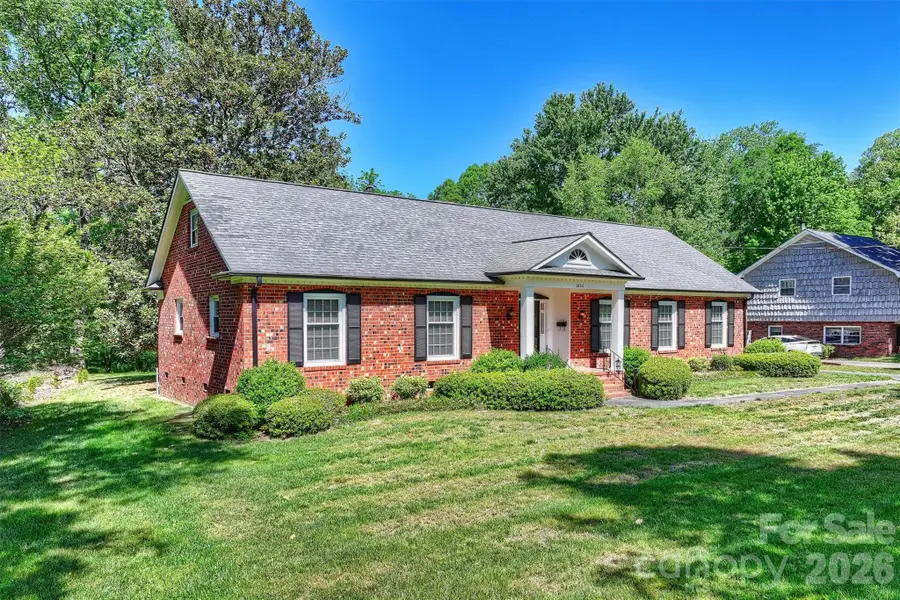 6800 Lancer Drive, Charlotte, NC 28226 - #3