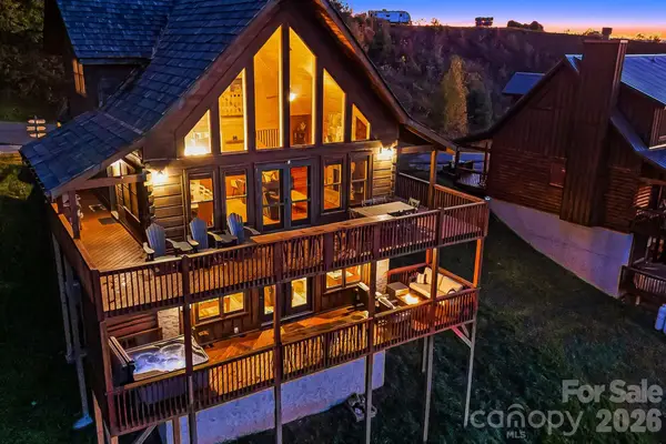 121 Scenic Wolf Drive, Mars Hill, NC 28754