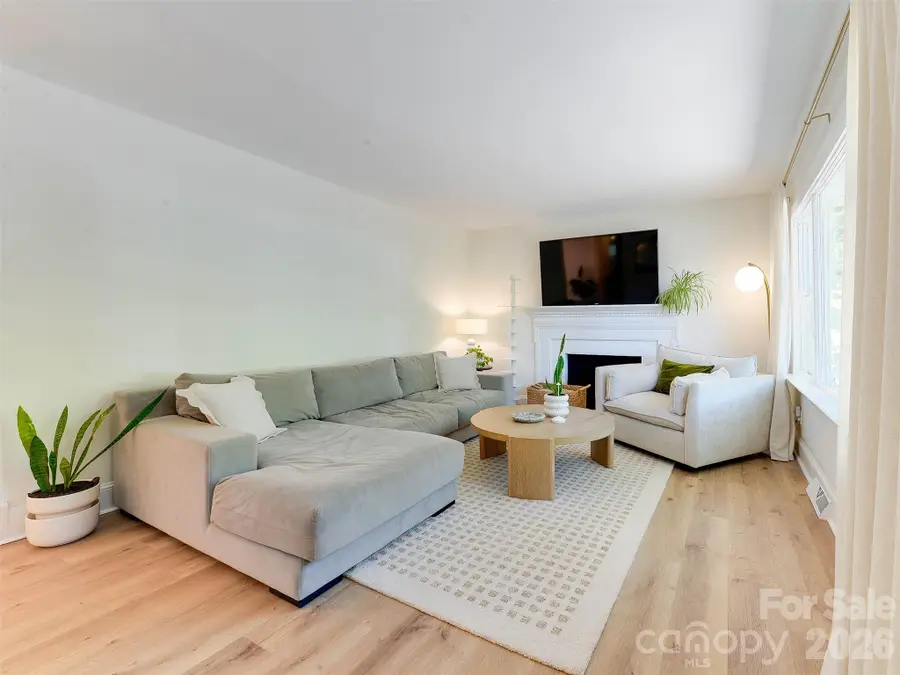 3228 Wicklow Place, Charlotte, NC 28205 - #2