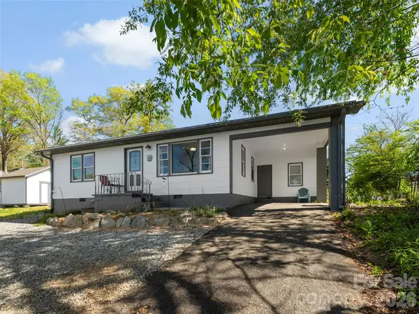 209 Wilmont Drive, Hendersonville, NC 28792