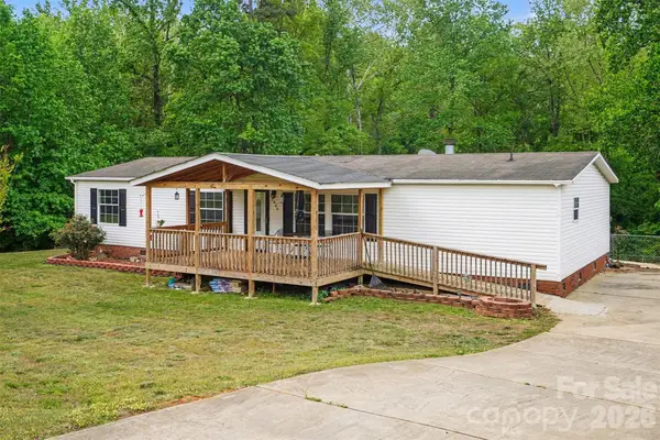 2009 Rocky Creek Lane, Dallas, NC 28034