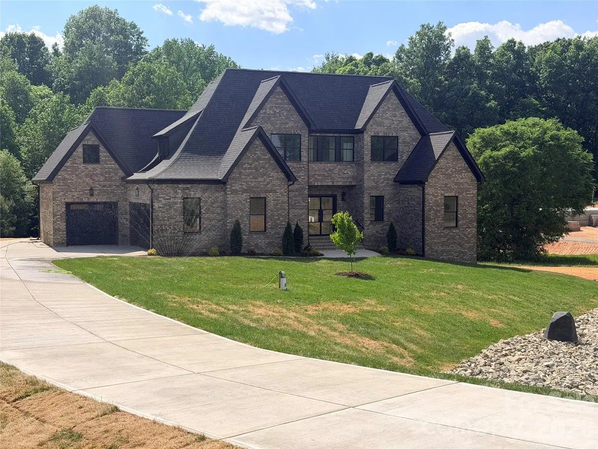 7701 Willowdale Drive, Waxhaw, NC 28173 - #1