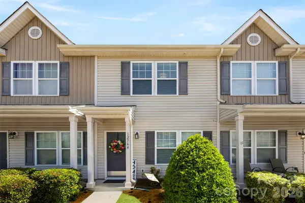 12764 Persimmon Tree Drive, Charlotte, NC 28273