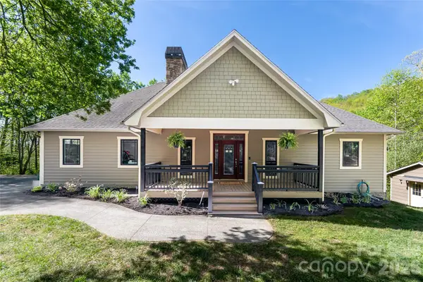 36 Snowshoe Drive, Asheville, NC 28803