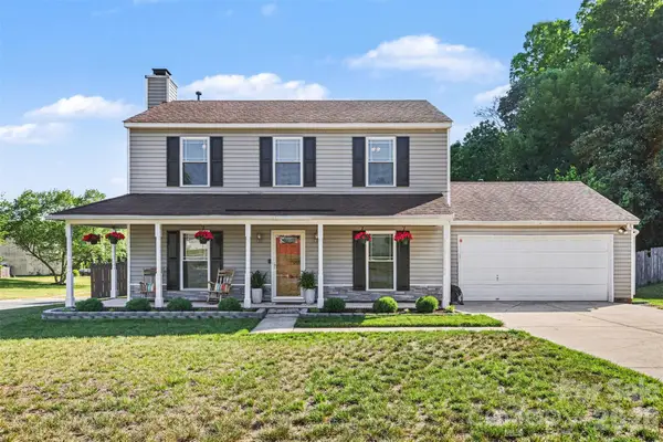 8536 Ochre Drive, Charlotte, NC 28215