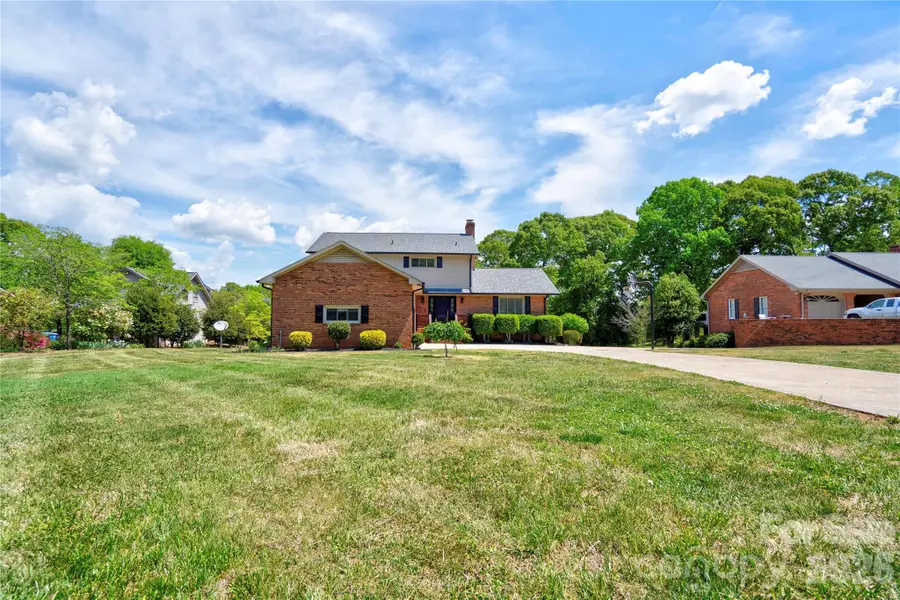 176 Knollwood Drive, Forest City, NC 28043 - #2