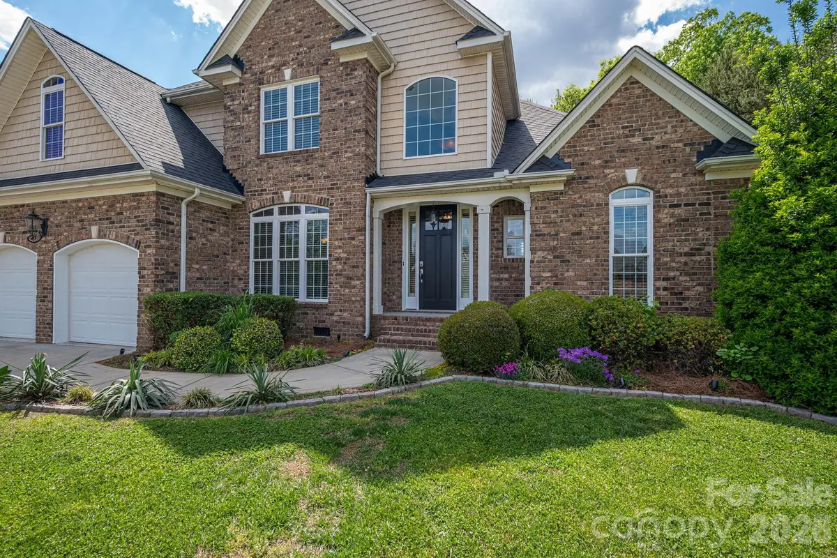 4012 Saint Andrews Court, Cramerton, NC 28032 - #1