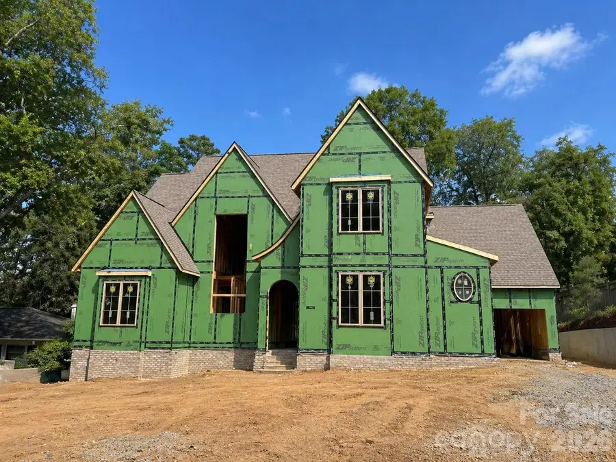 519 Meadowbrook Road, Charlotte, NC 28211 - #2