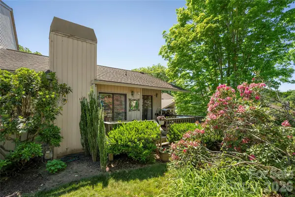 109 Clubwood Court, Asheville, NC 28803
