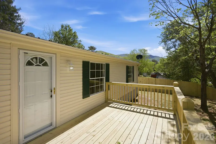 39 Upper Moffitt Road, Asheville, NC 28805 - #3