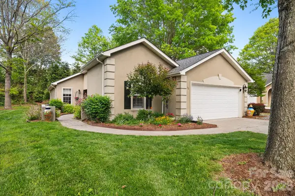 75 Stonebridge Drive, Asheville, NC 28805