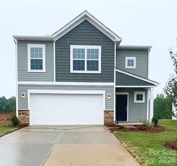 136 Brentwood Drive, Statesville, NC 28625