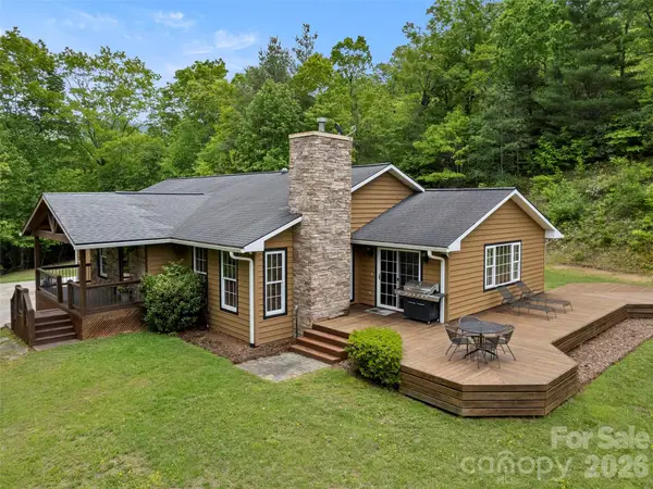 609 N Fork Road, Black Mountain, NC 28711