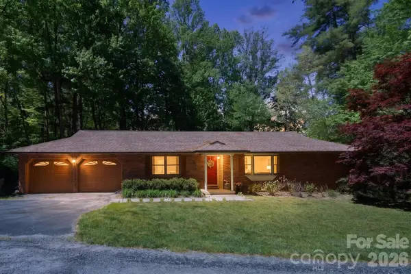 14 N Willow Wood Trail, Hendersonville, NC 28739
