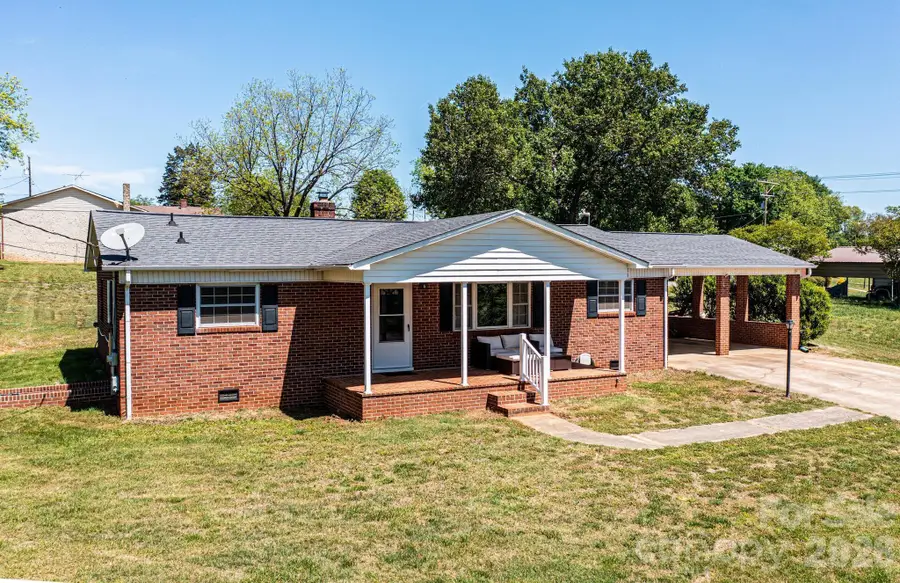 2984 Lutz Boulevard, Newton, NC 28658 - #2