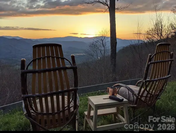 195 Justin Ridge, Clyde, NC 28721