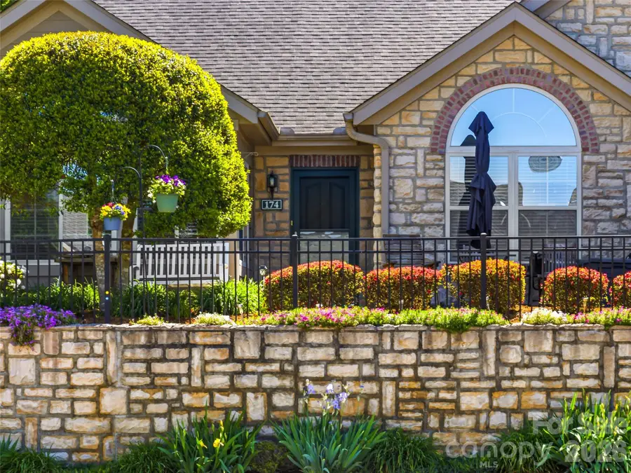 174 Summerfield Place, Flat Rock, NC 28731 - #3