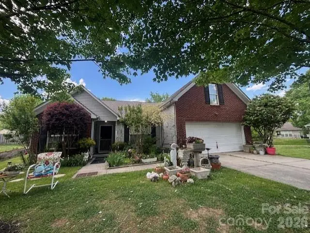 8455 Angwin Place, Charlotte, NC 28262 - #2