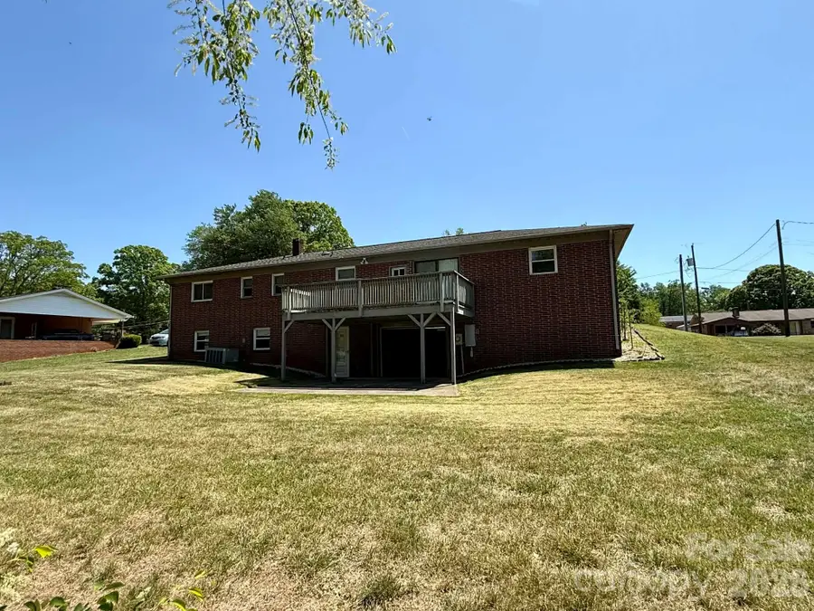 3195 Westview Street, Valdese, NC 28690 - #3