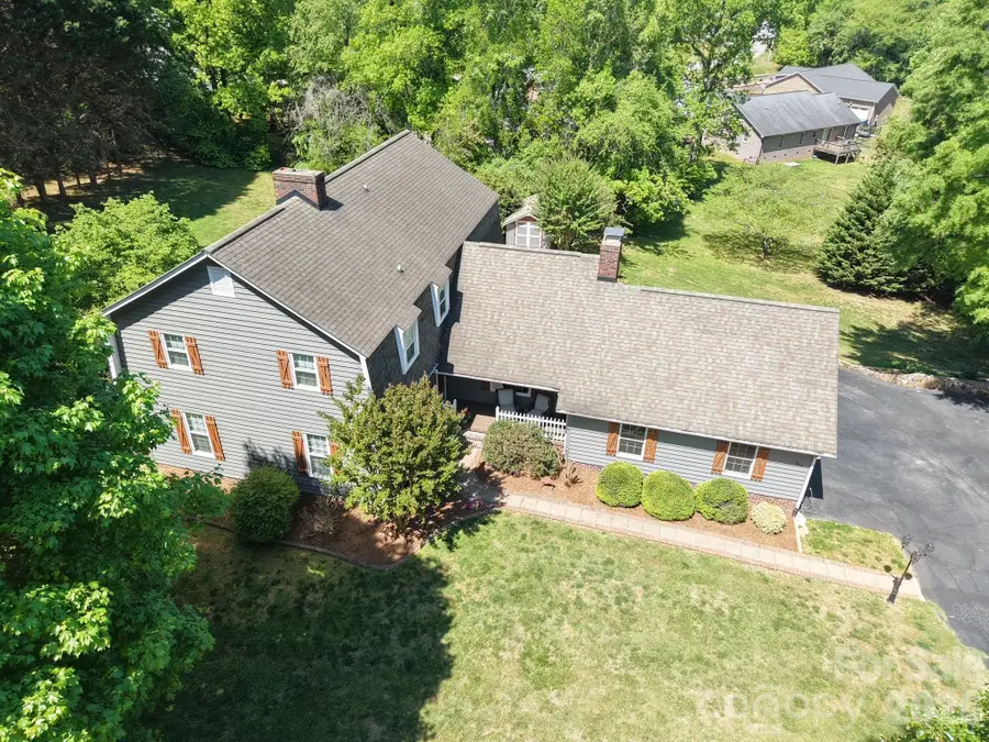 204 Brentwood Drive, Maiden, NC 28650 - #2