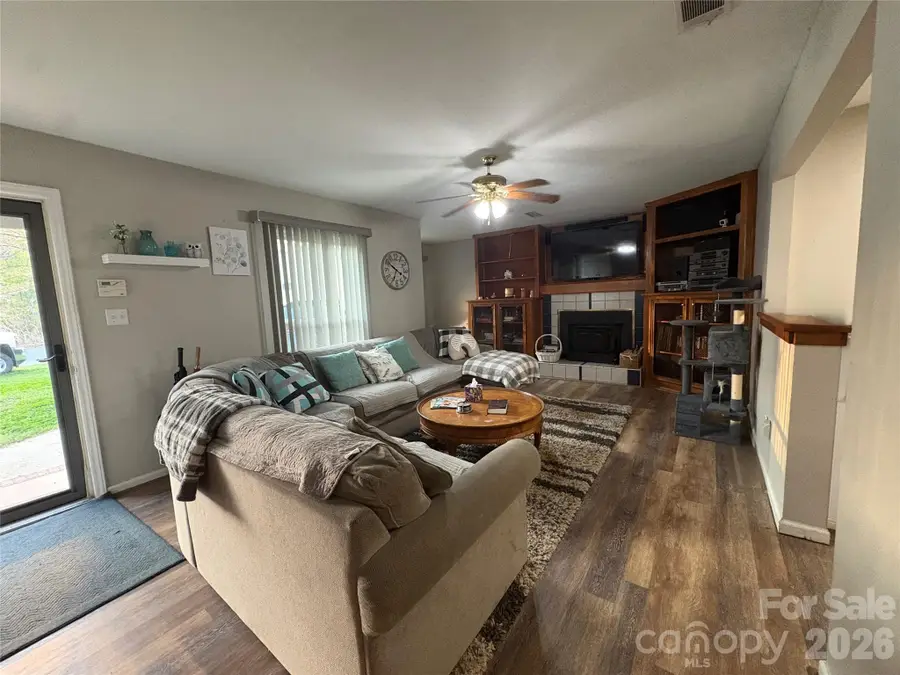 10011 Arbordale Avenue, Charlotte, NC 28215 - #2