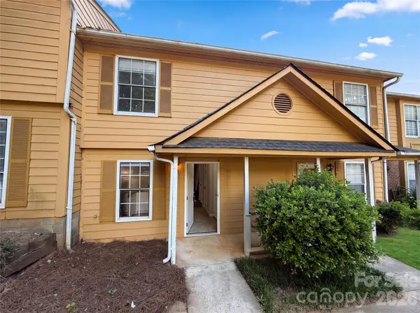 4037 Briarhill Drive, Charlotte, NC 28215