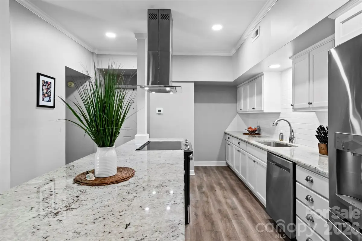 376 Meadows Circle, Winston Salem, NC 27104 - #1