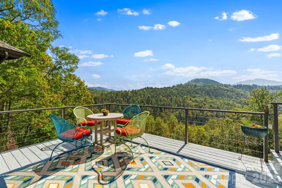 496 English Lane, Bakersville, NC 28705 - #2