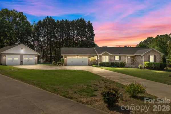 3030 Lydia Lane, Newton, NC 28658