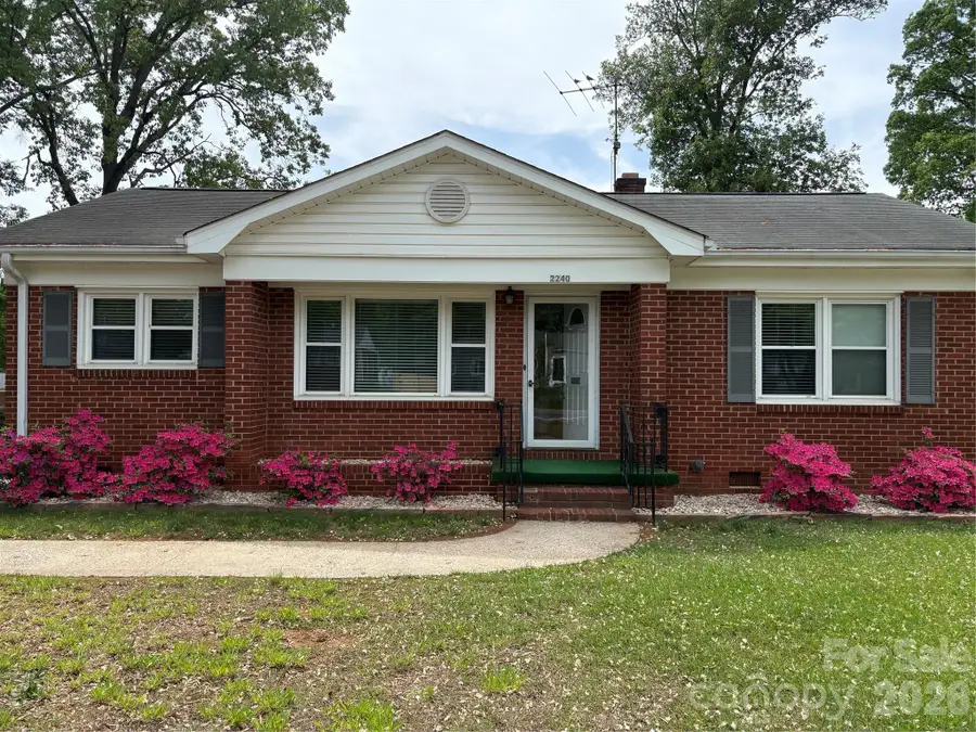 2240 Ashley Road, Charlotte, NC 28208 - #2