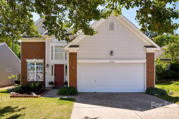 2926 Crawford Brook Lane, Charlotte, NC 28269