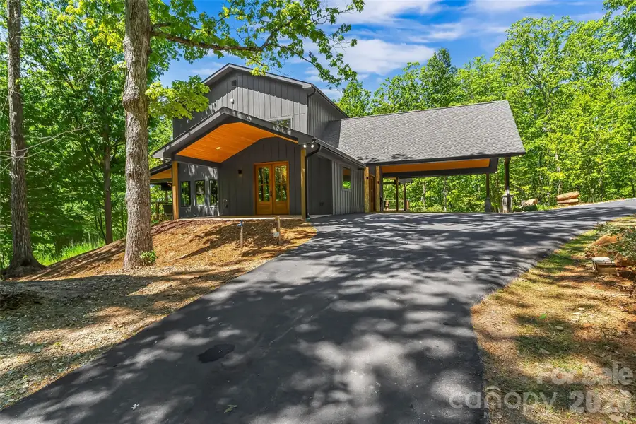 3135 Laurel Heights Drive Extension, Morganton, NC 28655 - #3