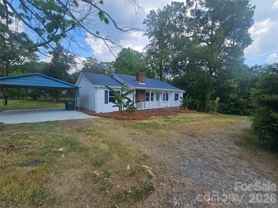 315 Maine Avenue E, Bessemer City, NC 28016 - #3