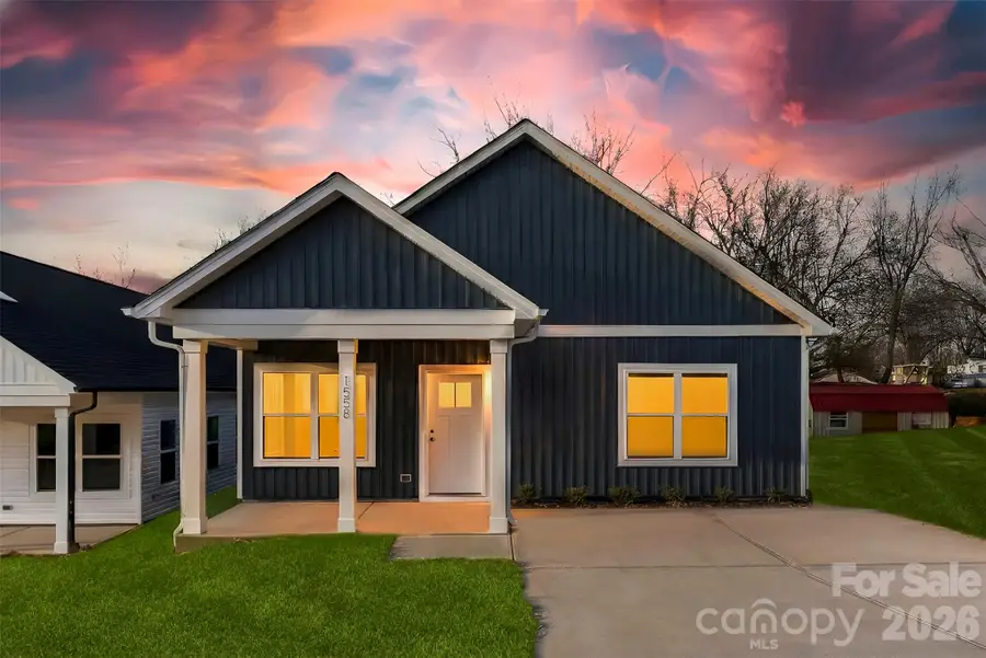 1558 7th Avenue Drive Sw, Hickory, NC 28602 - #2