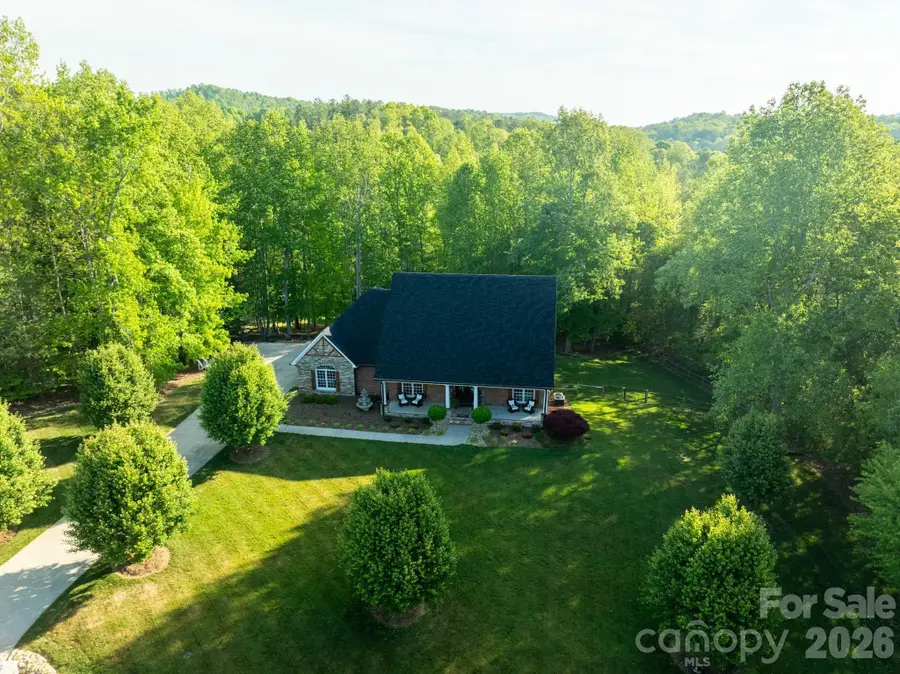 2447 Thornfield Drive, Lenoir, NC 28645 - #3