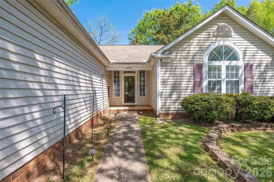 9713 Veronica Drive, Charlotte, NC 28215 - #3