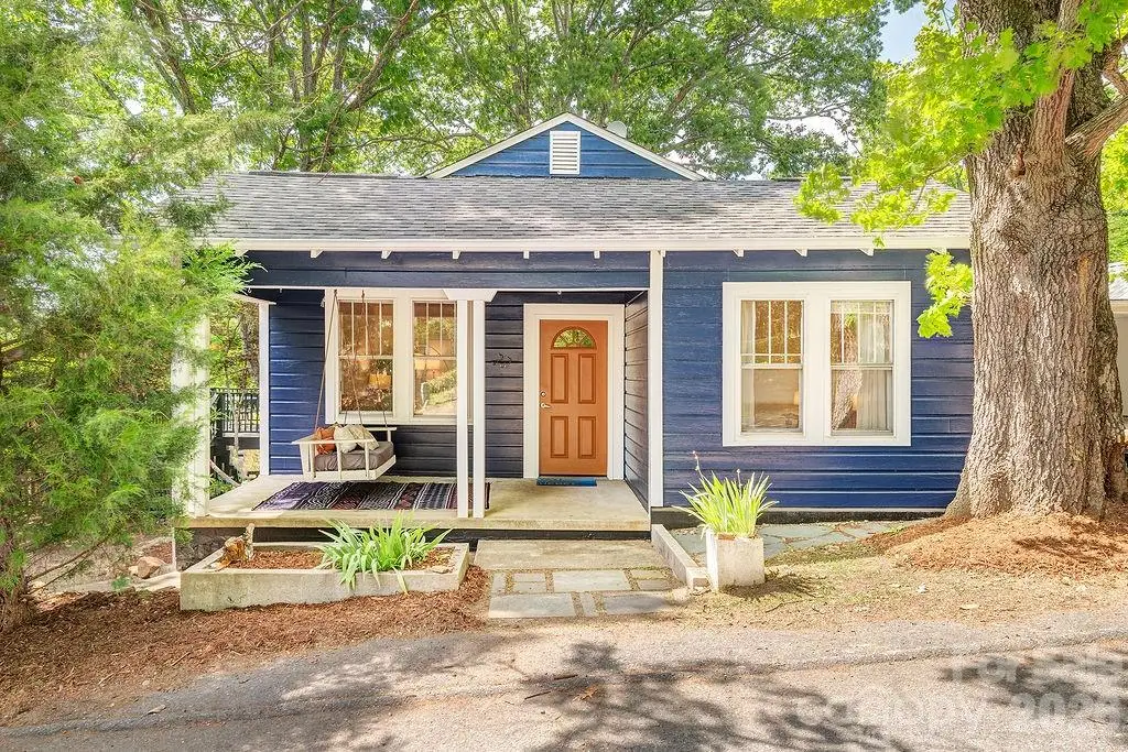 33 Green Oak Road, Asheville, NC 28804 - #1
