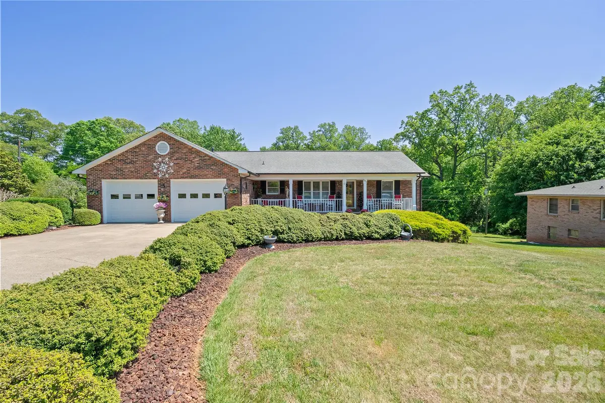 105 Rock Creek Drive, Lincolnton, NC 28092 - #1
