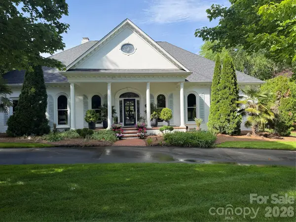 3747 Moorland Drive, Charlotte, NC 28226