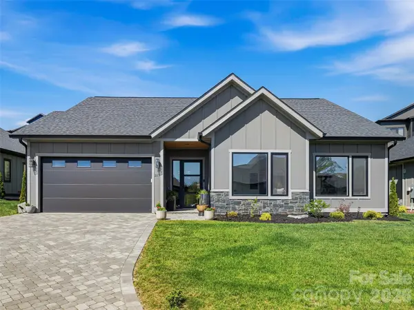 317 Avery Trail Drive, Arden, NC 28704