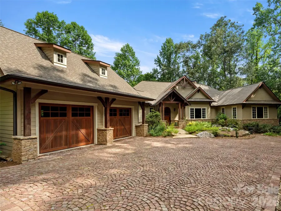 672 Walnut Valley Parkway, Arden, NC 28704 - #2