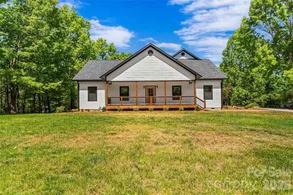 438 Plantation Drive, Marion, NC 28752